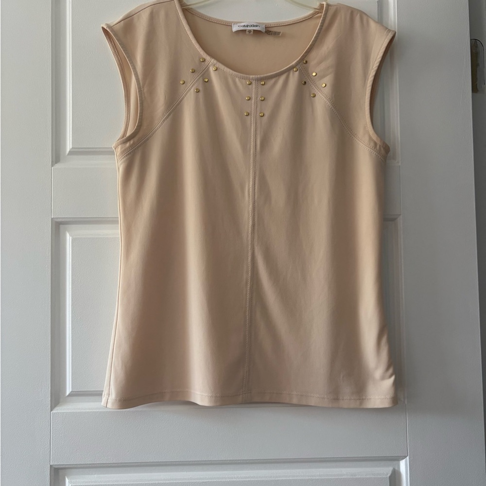 Elegant Beige Sleeveless Top